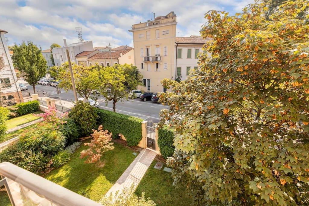 Enjoy Home - Villa Appiani, Prato Della Valle Pádua Exterior foto